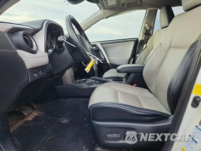 Zdjęcie 7 z 13 samochodu: 2017 TOYOTA RAV4 HV LIMITED VIN:JTMDJREV8HD132631 - miniatura