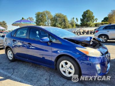 Czwarte zdjęcie samochodu z boku: 2010 TOYOTA PRIUS III VIN:JTDKN3DU1A1153362 - miniatura