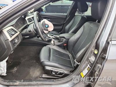 Zdjęcie 7 z 12 samochodu: 2015 BMW 320 I XDRIVE VIN:WBA3C3C59FP664047 - miniatura