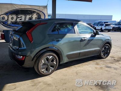 Trzecie zdjęcie samochodu z tyłu: 2025 KIA NIRO WAVE VIN:KNDCT3L1XS5140086 - miniatura