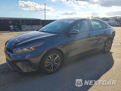 2024 KIA FORTE LXS 3KPF24AD6RE733185 - główne zdjęcie licytacji z USA - miniatura