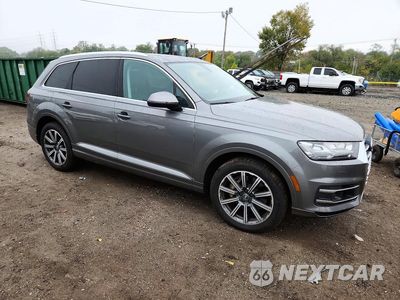 Czwarte zdjęcie samochodu z boku: 2017 AUDI Q7 PREMIUM PLUS VIN:WA1LAAF76HD022488 - miniatura