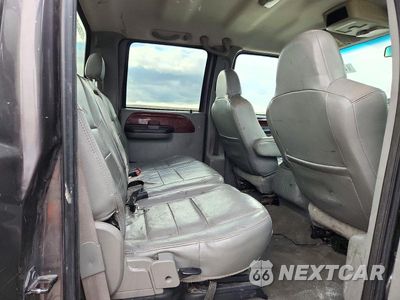 Zdjęcie 10 z 12 samochodu: 2006 FORD F250 SUPER DUTY VIN:1FTSW21Y06EB78476 - miniatura