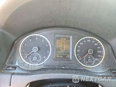 Zdjęcie 9 z 13 samochodu: 2011 VOLKSWAGEN TIGUAN S VIN:WVGAV7AX6BW551748 - miniatura