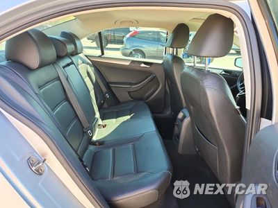 Zdjęcie 10 z 12 samochodu: 2015 VOLKSWAGEN JETTA SE VIN:3VWD07AJ2FM281898 - miniatura