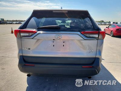 Zdjęcie 6 z 14 samochodu: 2021 TOYOTA RAV 4 VIN:2T3G1RFV1MC172365 - miniatura