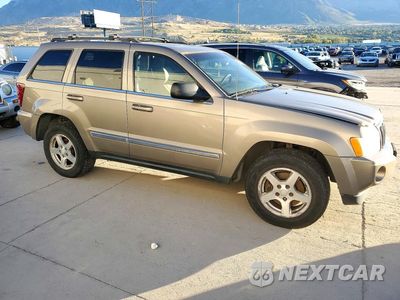 Czwarte zdjęcie samochodu z boku: 2005 JEEP GRAND CHEROKEE LIMITED VIN:1J4HR58N45C547245 - miniatura