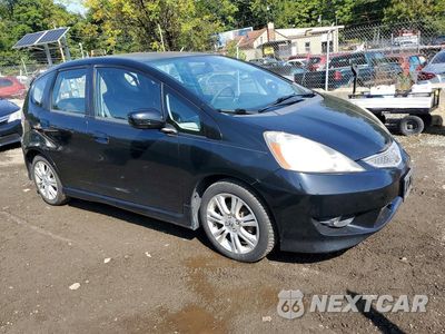 Czwarte zdjęcie samochodu z boku: 2010 HONDA FIT SPORT VIN:JHMGE8H49AC005119 - miniatura