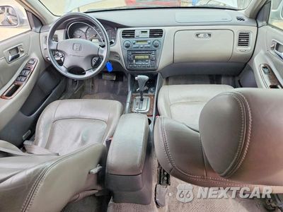 Zdjęcie 8 z 12 samochodu: 2001 HONDA ACCORD EX VIN:1HGCG16511A039257 - miniatura