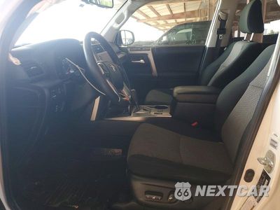 Zdjęcie 7 z 14 samochodu: 2022 TOYOTA 4RUNNER SR5 VIN:JTEEU5JR7N5276380 - miniatura