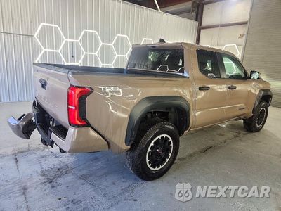 Trzecie zdjęcie samochodu z tyłu: 2026 TOYOTA TACOMA TRD OFF-ROAD VIN:3TMLB5JN5TM277632 - miniatura