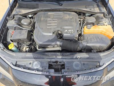 Zdjęcie 11 z 12 samochodu: 2017 CHRYSLER 300 S VIN:2C3CCAGG4HH647851 - miniatura