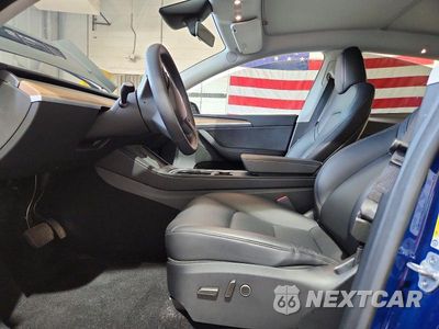 Zdjęcie 7 z 13 samochodu: 2024 TESLA MODEL Y VIN:7SAYGDEE8RA327531 - miniatura