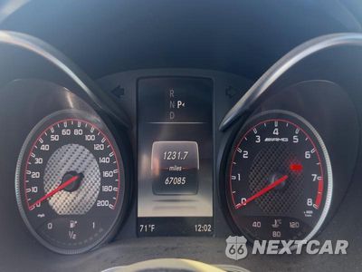 Zdjęcie 12 z 13 samochodu: 2017 MERCEDES-BENZ C 63 AMG-S VIN:WDDWK8HBXHF508886 - miniatura
