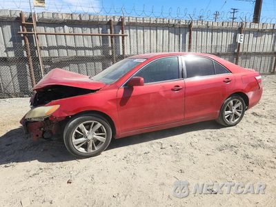 2007 TOYOTA CAMRY LE 4T1BE46K57U066942 - główne zdjęcie licytacji z USA - miniatura