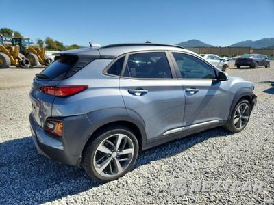 Trzecie zdjęcie samochodu z tyłu: 2020 HYUNDAI KONA ULTIMATE VIN:KM8K53A5XLU482636 - miniatura