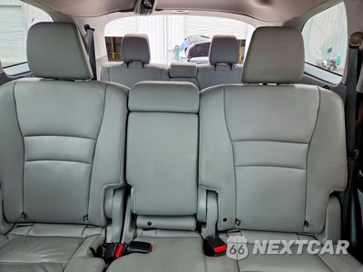 Zdjęcie 10 z 13 samochodu: 2017 HONDA PILOT EXL VIN:5FNYF5H50HB037044 - miniatura