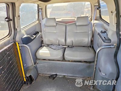 Zdjęcie 10 z 13 samochodu: 2004 CHEV VENTURE VIN:1GBDX23E04D270607 - miniatura