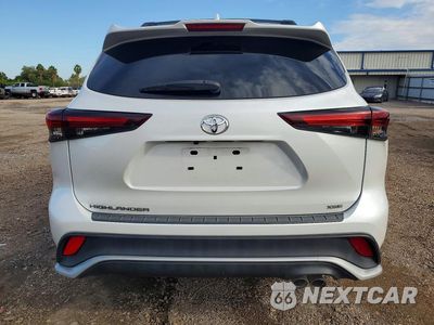 Zdjęcie 6 z 13 samochodu: 2024 TOYOTA HIGHLANDER XSE VIN:5TDKDRAH8RS541930 - miniatura