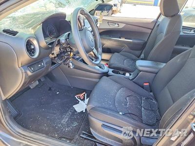 Zdjęcie 7 z 12 samochodu: 2020 KIA FORTE LXS VIN:3KPF24AD1LE240182 - miniatura