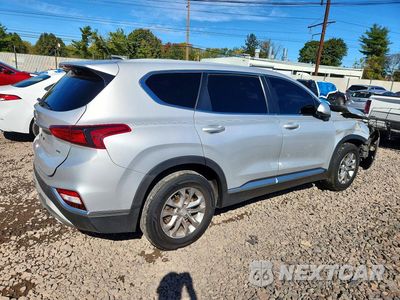 Trzecie zdjęcie samochodu z tyłu: 2019 HYUNDAI SANTA FE SE VIN:5NMS2CAD3KH080564 - miniatura