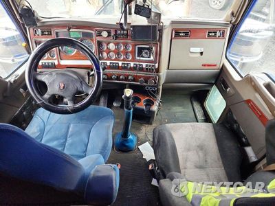 Zdjęcie 8 z 14 samochodu: 2008 KENWORTH CONSTRUCTION W900 VIN:1XKWD49X28J232311 - miniatura