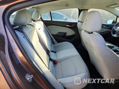 Zdjęcie 10 z 12 samochodu: 2019 CHEVROLET CRUZE LT VIN:1G1BE5SMXK7129955 - miniatura