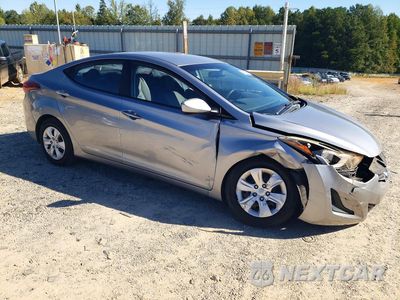 Czwarte zdjęcie samochodu z boku: 2016 HYUNDAI ELANTRA VIN:5NPDH4AE9GH783005 - miniatura