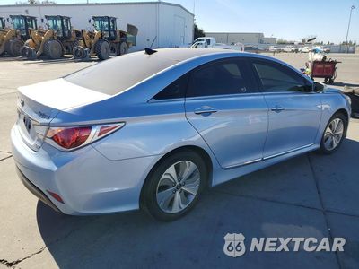 Trzecie zdjęcie samochodu z tyłu: 2015 HYUNDAI SONATA HYBRID LIMITED VIN:KMHEC4A47FA132094 - miniatura
