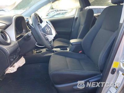 Zdjęcie 7 z 13 samochodu: 2013 TOYOTA RAV4 XLE VIN:JTMRFREV4DD036576 - miniatura