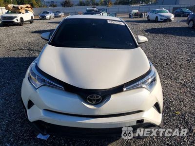 Piąte zdjęcie samochodu w środku: 2019 TOYOTA C-HR LE VIN:NMTKHMBX2KR090575 - miniatura