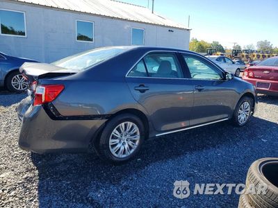 Trzecie zdjęcie samochodu z tyłu: 2012 TOYOTA CAMRY LE VIN:4T1BF1FK2CU022161 - miniatura
