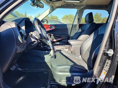 Zdjęcie 7 z 13 samochodu: 2020 KIA SOUL GT-LINE TURBO VIN:KNDJ53AF2L7077040 - miniatura