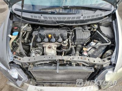 Zdjęcie 11 z 12 samochodu: 2006 HONDA CIVIC LX VIN:1HGFA16576L050807 - miniatura