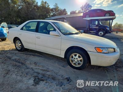 Czwarte zdjęcie samochodu z boku: 1999 TOYOTA CAMRY LE VIN:JT2BG22K9X0377055 - miniatura