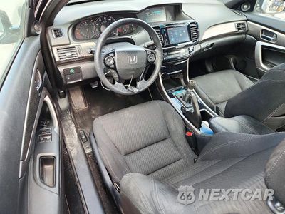 Zdjęcie 8 z 12 samochodu: 2017 HONDA ACCORD EX VIN:1HGCT1A74HA008406 - miniatura