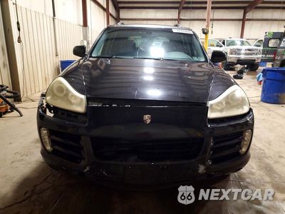 Piąte zdjęcie samochodu w środku: 2010 PORSCHE CAYENNE VIN:WP1AA2AP7ALA05851 - miniatura