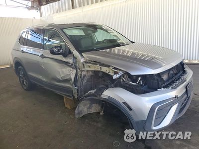 Czwarte zdjęcie samochodu z boku: 2023 VOLKSWAGEN TIGUAN SE VIN:3VVNB7AX6PM017883 - miniatura