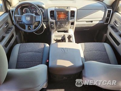 Zdjęcie 8 z 13 samochodu: 2016 RAM 1500 SLT VIN:1C6RR7LT2GS303539 - miniatura