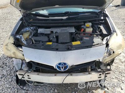 Zdjęcie 12 z 14 samochodu: 2013 TOYOTA PRIUS THREE VIN:JTDKN3DU0D5545987 - miniatura