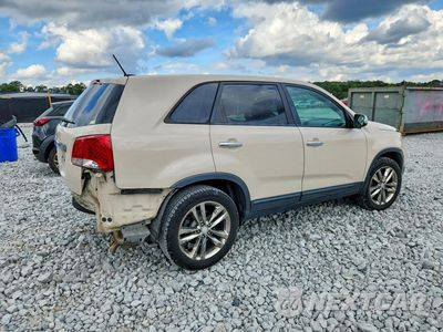 Trzecie zdjęcie samochodu z tyłu: 2011 KIA SORENTO LX VIN:5XYKT3A16BG045028 - miniatura