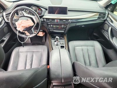 Zdjęcie 8 z 13 samochodu: 2016 BMW X5 XDRIVE35I VIN:5UXKR0C51G0S89047 - miniatura