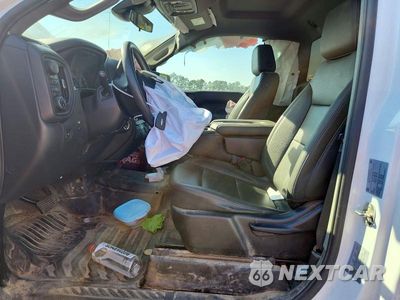 Zdjęcie 7 z 12 samochodu: 2024 CHEVROLET SILVERADO K1500 VIN:3GCNDAEK1RG241021 - miniatura