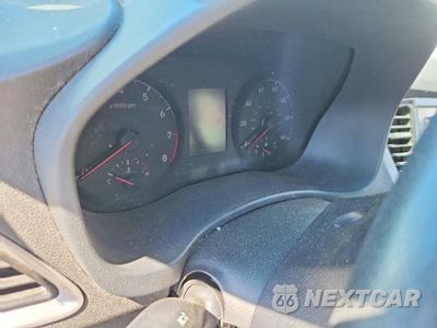 Zdjęcie 9 z 12 samochodu: 2020 HYUNDAI ACCENT SE VIN:3KPC24A65LE117070 - miniatura