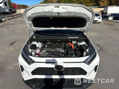 Zdjęcie 6 z 10 samochodu: 2025 TOYOTA RAV4 HYBRID XLE VIN:4T3RWRFV6SU176871 - miniatura