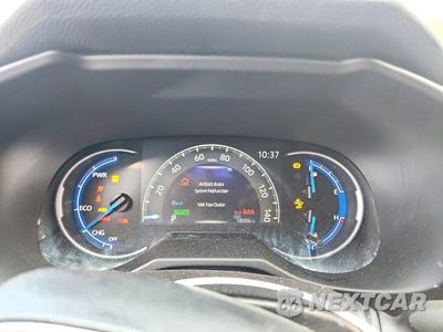 Zdjęcie 9 z 13 samochodu: 2025 TOYOTA RAV4 XSE VIN:4T3E6RFVXSU186916 - miniatura