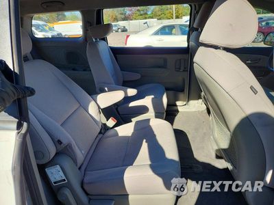 Zdjęcie 11 z 13 samochodu: 2016 KIA SEDONA L VIN:KNDMA5C14G6149728 - miniatura