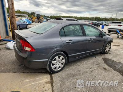 Trzecie zdjęcie samochodu z tyłu: 2010 HONDA CIVIC LX VIN:2HGFA1F50AH307604 - miniatura
