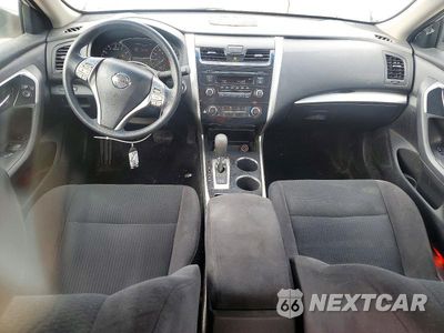 Zdjęcie 8 z 12 samochodu: 2014 NISSAN ALTIMA 2.5 S VIN:1N4AL3AP3EN223819 - miniatura
