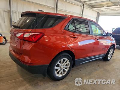 Trzecie zdjęcie samochodu z tyłu: 2020 CHEVROLET EQUINOX LS VIN:2GNAXHEV7L6252477 - miniatura